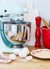 Top 5 Des Meilleurs Robots Patissiers En 2020 Meilleur Robot Patissier Robot Patissier Robot Culinaire Kitchenaid