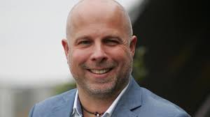 Eigentümerwechsel : Goldener Hahn übernimmt den Hirsch