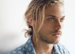 A kind and levelheaded person. Chris Brown Blonde Hair Green Eyes Medium Length Brown Hair Green Eyes Guy