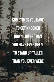 When Life Knocks You Down Get Back Up Inspirerende Citaten Inspirerende Uitspraken Motiverende Gezegdes