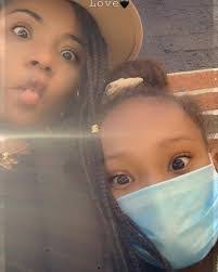 Jami Forbes's Instagram, Twitter & Facebook