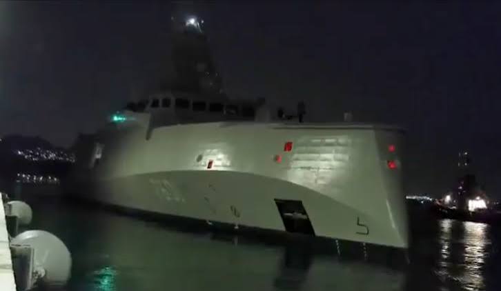 Trump: U.S. Navy May Escort Tankers Through Strait of Hormuz, More European  Warships en Route to Med - USNI News