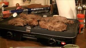 Cook until the cooking along the steak edge is half done, then turn. A Review And Ribeye S Grilled To Perfection On My Hamilton Beach 3in1 Grill Griddle Youtube