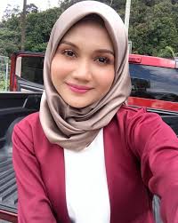 Shukri yahaya, hannah delisha, saharul ridzwan, izzue islam, ain edruce, ruzana ibrahim, azhar amir, zarina zainuddin, farisha irwayu, badrul muhayat, riz drama 30 pesanan suara. Biodata Hanna Aqeela Pelakon Drama 30 Pesanan Suara Iluminasi