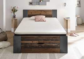 Denn auf einer perfekt auf sie abgestimmten matratze können sie gesund und erholsam. Futonbett 140 X 200 Cm Martin Angebot 20 Reduziert Old Style Dunkel Betonoxid Mega Mobel