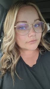 Cindy Hinz's Instagram, Twitter & Facebook