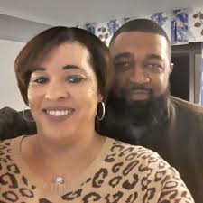 Nicole Siler's Instagram, Twitter & Facebook