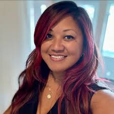 🥳 Had such a great time with my Epique Family tonight! Can't wait for  PowerCon in a couple of weeks- Looking forward to spending time with more  friends, hearing some amazing speakers,