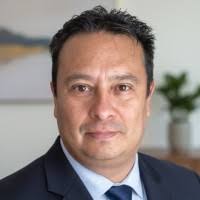 Ibrahim Torres”님의 프로필 50+