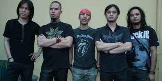 Check spelling or type a new query. Dewa 19 Separuh Nafas Chord Kunci Gitar Chord Gitar Online