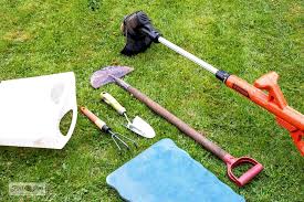 How To Recut Flowerbed Edges Like A Pro Part 2 With Video Flower Bed Edging Flower Beds Low Maintenance Garden Design