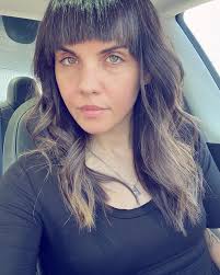 Hope you are all being good to yourselves. ✌🏽 . . . . #thursday (today)  was a long day, but a good day. sun was out in #virginia and reminded me why