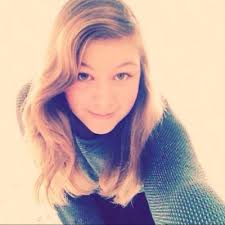 Sara Parsons (@sar_youfancyhuh)