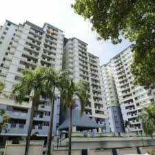 7 rooms to rent in your location. Middle Room For Rent In University Tower Sharing Basis Property Rentals On Carousell