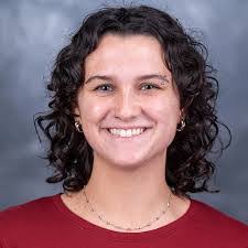 Halle Smith's Instagram, Twitter & Facebook