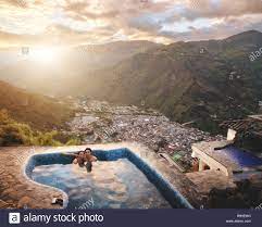 Baños is the second most populous city in tungurahua, after the capital ambato, and is a major tourist center. Badekurort Banos De Agua Santa Provinz Tungurahua In Ecuador Stockfotografie Alamy