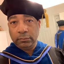 TherealDr.Bailey (@RudolphBailey13)