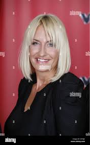 Sarah singer hi-res stock photography and images