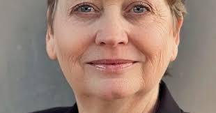 Former school board member Catherine Cullen tosses hat in ring