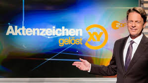 Ungelöst (german for case number xy … unsolved) is an interactive german television programme first broadcast on 20 october 1967 on zdf.created by eduard zimmermann, it aims to combat and solve crimes.the programme is currently presented by rudi cerne.it airs monthly, with 12 episodes in a year, on wednesday at 8:15 pm. Aktenzeichen Xy Heute Polizist Unter Mordverdacht Norddeutscher Fall Bei Aktenzeichen Xy Shz De