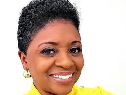 Please help me wish my extraordinary co-anchor and friend  @aprilthompsonwreg an amazing birthday weekend. April is an incomparable  journalist and colleague who always gives her all to make Memphis and the  Mid-South