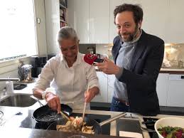 Perla Servan Schreiber On Instagram Recette A Decouvrir Dans Le Marche De Francois Regis Gaudry Sur France Inter Pleurotes Saute Pan Kitchen Appliances Oven