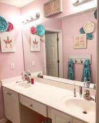Add a hanging hamper to keep dirty clothes and towels off the floor. Hausratversicherungkosten Best Ideas Extraordinary Cute Girls Bathroom Decorating Ideas Collection 5461