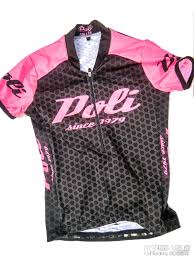 Test de l'ensemble féminin Poli, maillot Woma et cuissard Venus