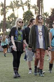 Browse 1,294 frances bean cobain stock photos and images available, or start a new search to explore more stock photos and images. Frances Bean Cobain Steckbrief News Bilder Gala De