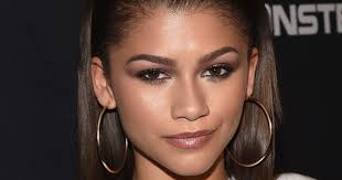 Zendaya Damn Daniel Vine Video, Viral Social Media