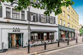 Fashionable boutiques and handsome architecture just a stones throw from the fulham is an affluent area of southwest london in the london borough of hammersmith and. Living In Fulham London Area Guide Cbre Residential Cbre Residential