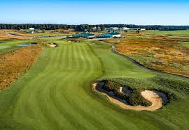 The course rating is 70.2 and it has a slope rating of 125 on blue grass. The Most Charming Golf Courses In Indiana