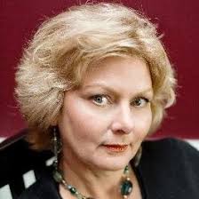 A Visit with Faith (and Gwen) Hunter by Paula Gail Benson