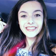 Layla Blevins🦋 (@layla_blevins)