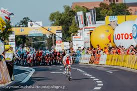 Aus dem katastrophalen sturz auf der letztjährigen 1. Ruszamy Na Wschod Czeslaw Lang O Trasie Tour De Pologne 2021 Tour De Pologne