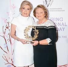 Πάνω από όλα είμαι ελληνίδα και προσπαθώ πάντοτε να είμαι παρούσα. Idryma Marianna Bardinogiannh Mia 3exwristh Ekdhlwsh Gia Thn Pagkosmia Mera Ths Gynaikas Me Paroyses Shmantikes Gynaikes Apo 36 Xwres Fwto Made In Greece