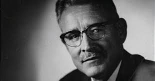 A tale of 2 museum displays