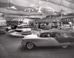 1954 Detroit Auto Show Photos Detroit Auto Show Then And Now Detroit Auto Show Vintage Cars 1950s Oldsmobile