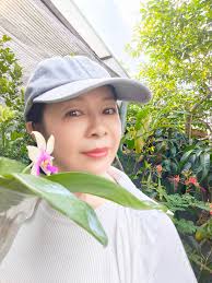 My Phalaenopsis Bellina collected from the swampy forest of Sanggau Regency  in West Kalimantan. Flowering for the first time at my place.