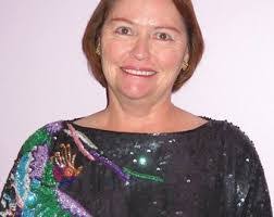 Iris Betts's Instagram, Twitter & Facebook