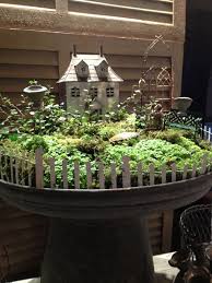 5th And State The Nashville Garden And Antique Show 2012 Fairy Garden Fairy Garden Houses Miniature Garden