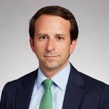 Make it a habit to tell people thank you. To express your appreciation,  sincerely and without the expectation of anything in return. Truly  appreciate those around you, and you'll soon find many… |