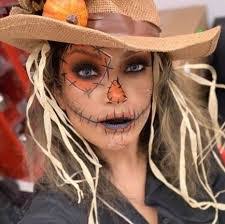 Terri Darling's Instagram, Twitter & Facebook