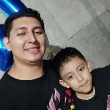 Nuestro catálogo 2024 está disponible! 🎉 Actualizado con más de 100 aromas  y complementos necesarios para ti o tu emprendimiento. No dudes en  preguntar por él en tu próximo pedido. ☝🏻 👀 ¡