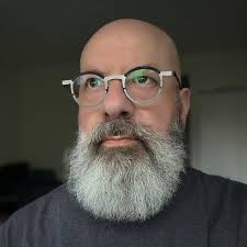 Edward Stern (@stern_foto) • Threads, Say more