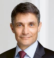 Pushing boundaries together. Through research. For society.