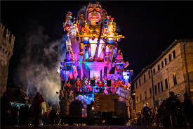 Albanien belgien deutschland die färöer die niederlande frankreich griechenland irland island italien. Karneval In Italien Entdecke Den Karneval In Fano
