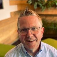 Anna Hann's Instagram, Twitter & Facebook