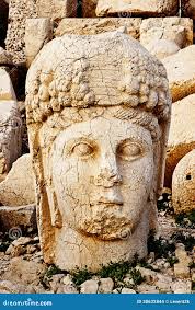 28,293 Mountain Tomb Stock Photos