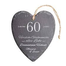 In den mittelteil eines speziellen. Casa Vivente Schieferherz Mit Gravur Zur Diamantenen Hochzeit Personalisiert Mit Namen Und Datum 60 Hochzeitstag Wanddeko Mit Juteband Amazon De Kuche Haushalt